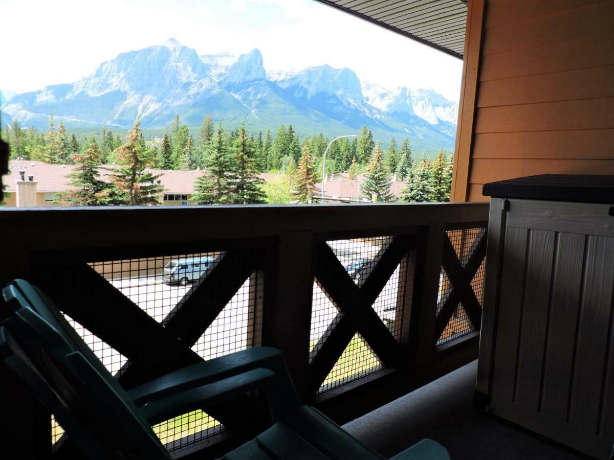 Fenwick Vacation Rental Open Hot Tub Glorious Mountain 2 Bedroom Canmore Exteriér fotografie