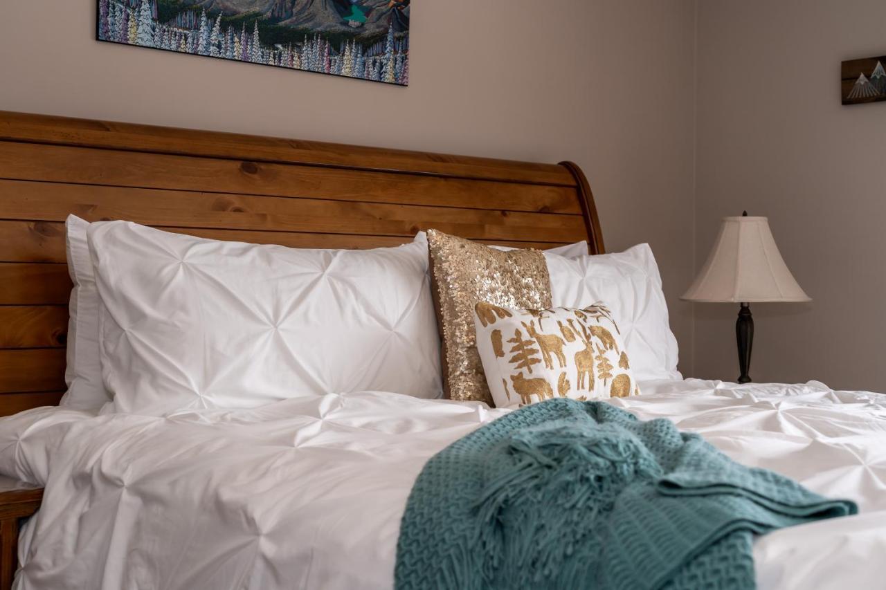 Fenwick Vacation Rental Open Hot Tub Glorious Mountain 2 Bedroom Canmore Exteriér fotografie