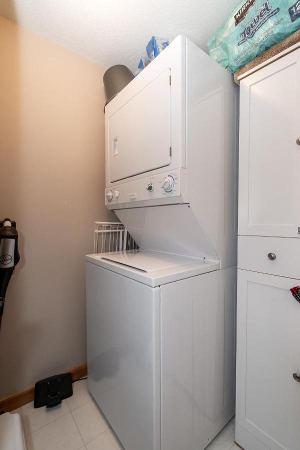 Fenwick Vacation Rental Open Hot Tub Glorious Mountain 2 Bedroom Canmore Exteriér fotografie