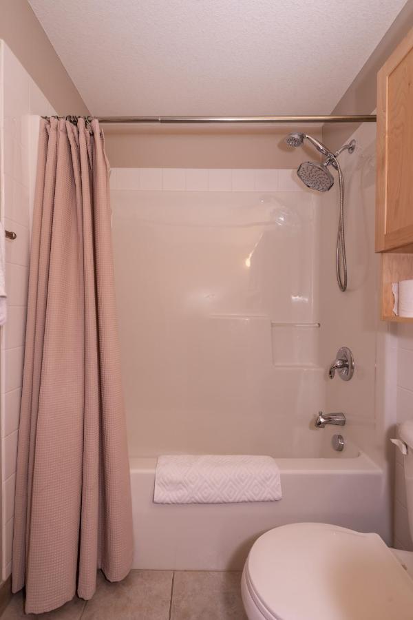 Fenwick Vacation Rental Open Hot Tub Glorious Mountain 2 Bedroom Canmore Exteriér fotografie